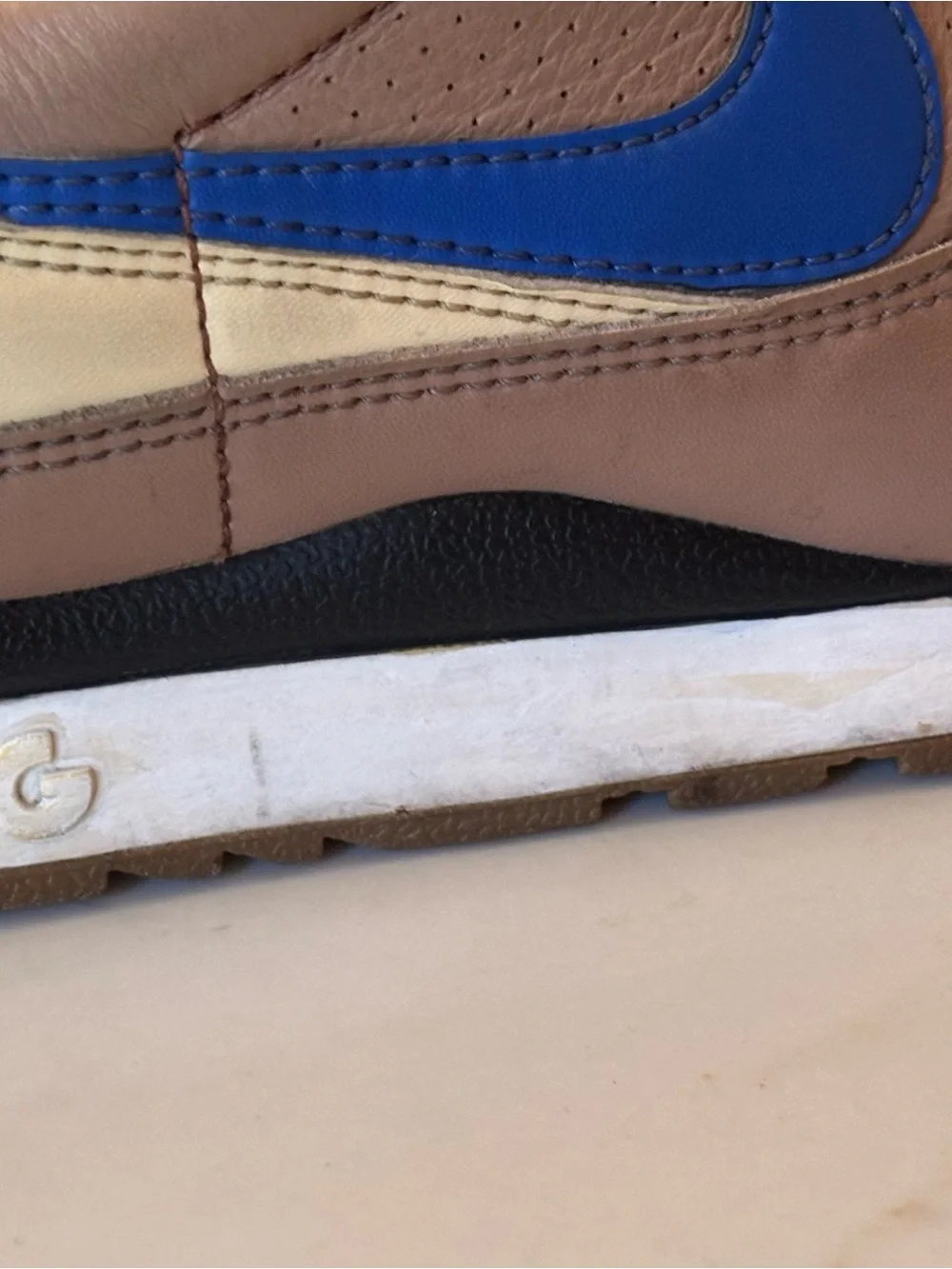Nike Air Wildwood ACG sneakers in a Desert Dust colorway size 7.5